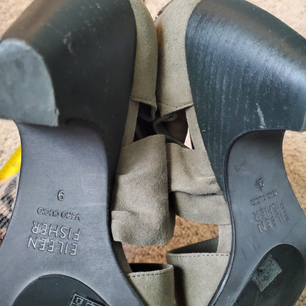 Eileen Fisher Women's Tan Suede Heels Size 9 - Picture 7 of 14